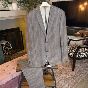 Brown Pinstripe Suit for Men 40L, 32x32